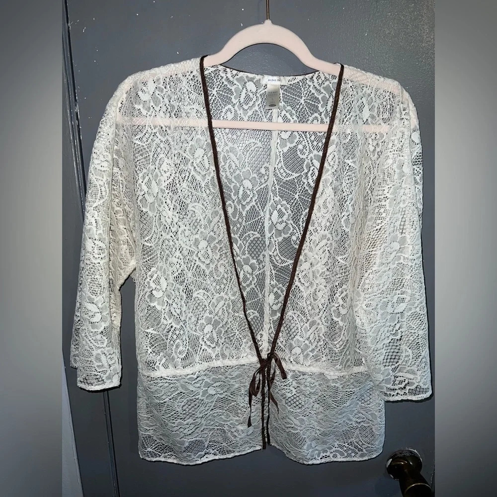 OLD Navy Lace over lay sz large with brown accent tie